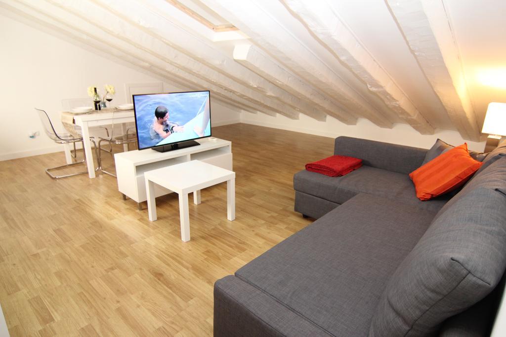 Apartamento Atico En Puerta Del Sol Madrid Exterior photo