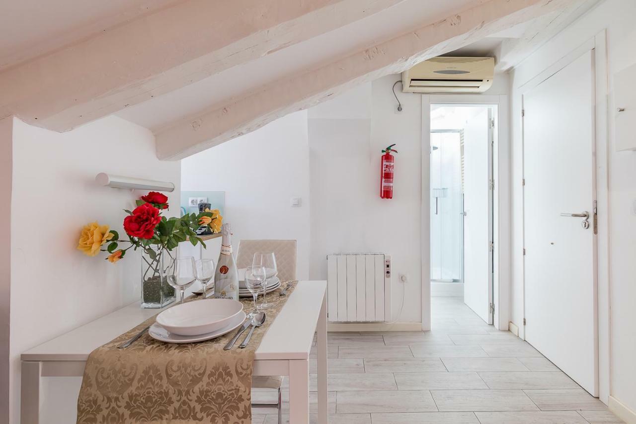 Apartamento Atico En Puerta Del Sol Madrid Exterior photo